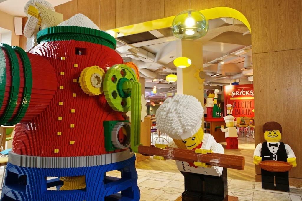 Legoland Windsor Resort ภายนอก รูปภาพ